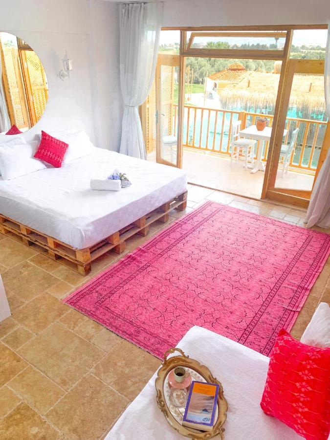 Alacati Barbarossa Hotel Cesme Bagian luar foto
